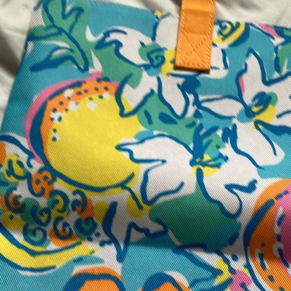 Lilly Pulitzer X Estée Lauder: Colorful Floral Tote Bag- coin/card pouch - Picture 13 of 16